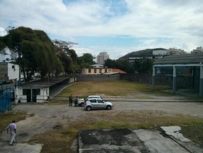 Galpão para Locação, em Niterói, bairro Centro, 3 banheiros